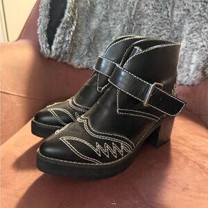Deadstock Jeffrey Campbell Black and White Ankle Boots